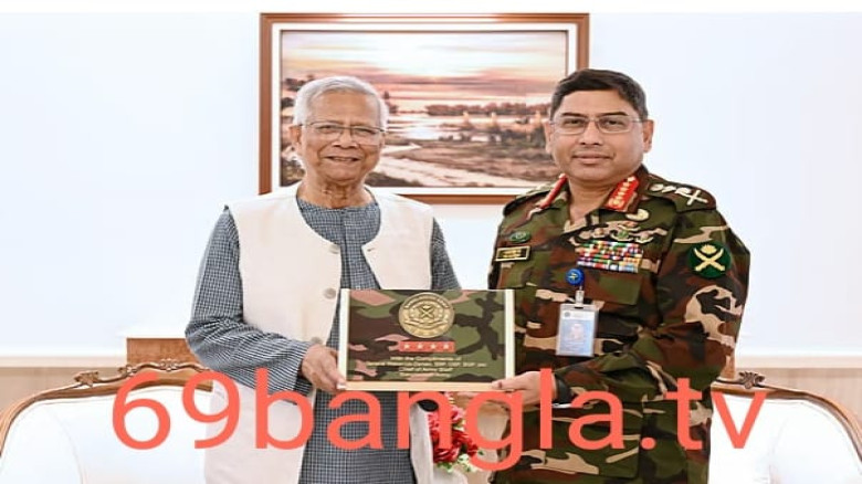 প্রধান উপদেষ্টার সঙ্গে সেনাপ্রধান জেনারেল ওয়াকার-উজ-জামানের বিদায়ী সাক্ষাৎ...