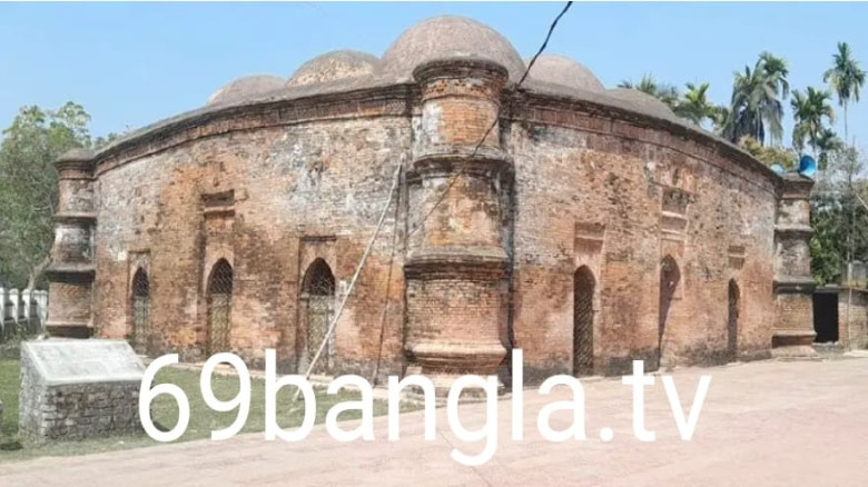 খুলনার মসজিদকুঁড় মসজিদ—সুলতানি আমলের ঐতিহ্য, প্রয়োজন সংরক্ষণে সরকারি উদ্যোগ...
