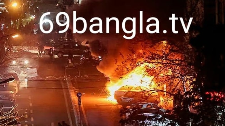 বিক্ষোভের মধ্যে পুলিশ হত্যা: ইরানে তিনজনের মৃত্যুদণ্ড কার্যকর...