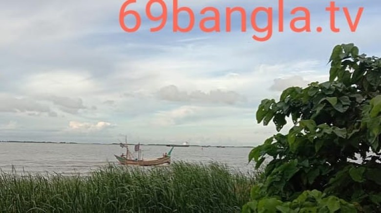 ভোলায় রাতে স্পিডবোট ডুবে এক পুলিশ সদস্য নিখোঁজ...