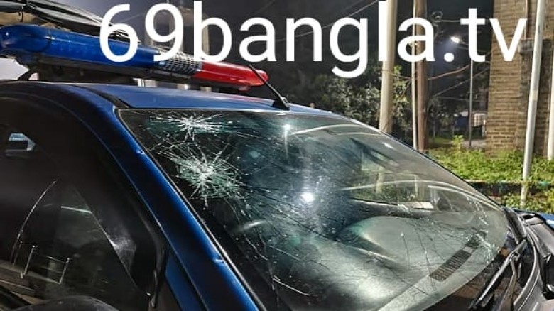কুষ্টিয়ায় জামায়াতের এমপির স্বজনদের বিরোধ মেটাতে গিয়ে হামলার শিকার পুলিশ...