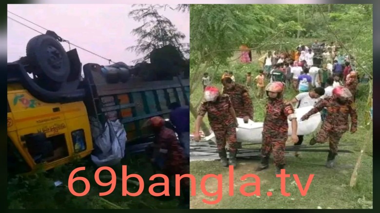 টাঙ্গাইল মহাসড়কে ট্রাক উল্টে নিহত ১৫, আহত ৬