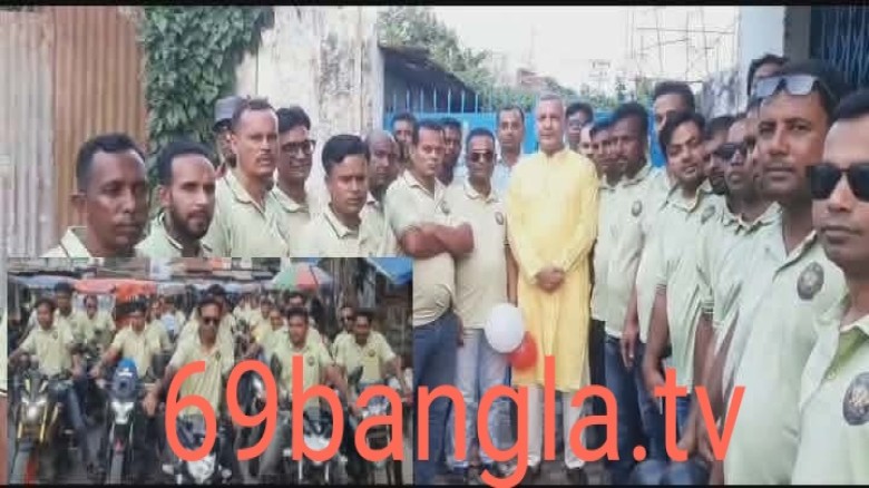 নওগাঁয় ঈদ বন্ধু পূর্ণমিলনী উদযাপন