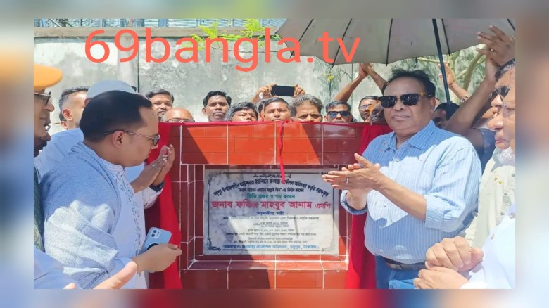মধুপুরে ১ লাখ লিটার ধারণক্ষমতার পানির ট্যাংক নির্মাণকাজের উদ