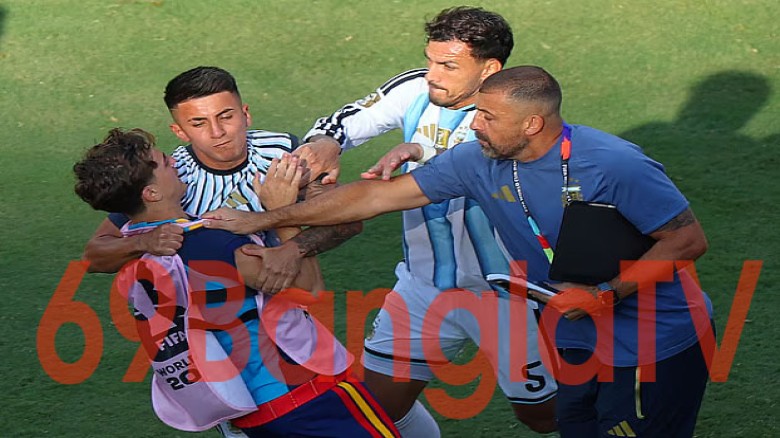 ফাইনাল শেষে উত্তেজনা, স্পেনের দুই খেলোয়াড়কে আঘাতের অভিযোগে স