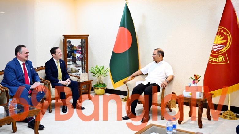 বাংলাদেশে বিনিয়োগে আগ্রহ বাড়াতে ইতিবাচক বার্তা দিল যুক্তরাষ্