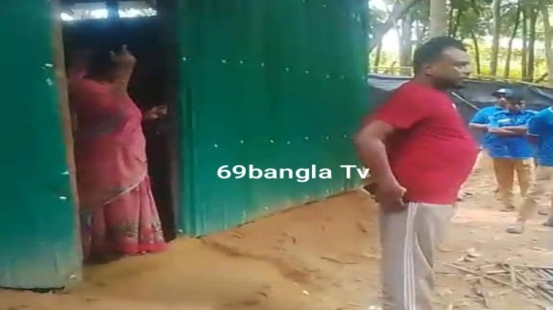 মহেশখালীর হোয়ানকে গ্ৰাম আদালতের রায় অমান্য করে জায়গা জবরদ