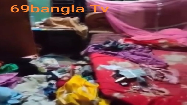 ব্যবসায়ীর বাড়িতে দুর্র্ধষ ডাকাতি \ ১০লক্ষাধিক টাকার মালামাল 