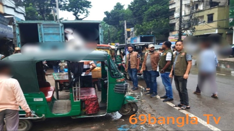 অপরাধ নিয়ন্ত্রণে টাঙ্গাইলে ডিবি (দক্ষিণ) পুলিশের বিশেষ অভিযা