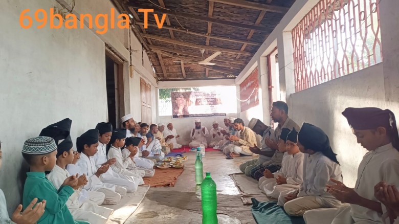 যুবদল নেতা শাহাদাত হোসাইন দোয়েলের প্রথম মৃত্যু বার্ষিকী উপলক্ষে দোয়া মাহফিল ও স্মরণ সভা অনুষ্ঠিত।